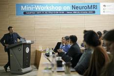 Mini-Workshop on NeuroMR